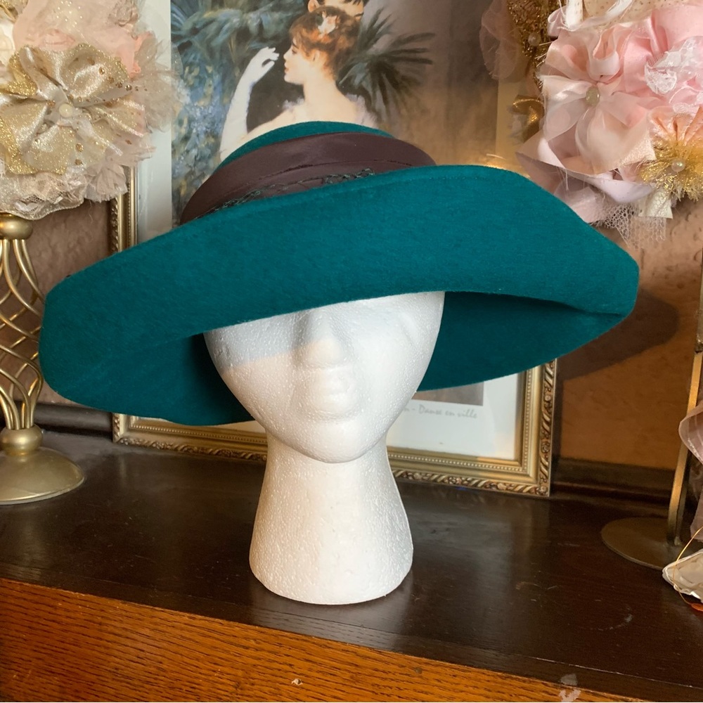 VINTAGE 1980'S MICHAEL HOWARD TEAL AND BROWN WOOL HAT - Picture 2 of 13